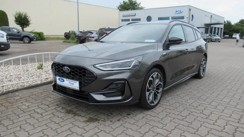 Ford Focus ST-Line X mit Matrix-Licht