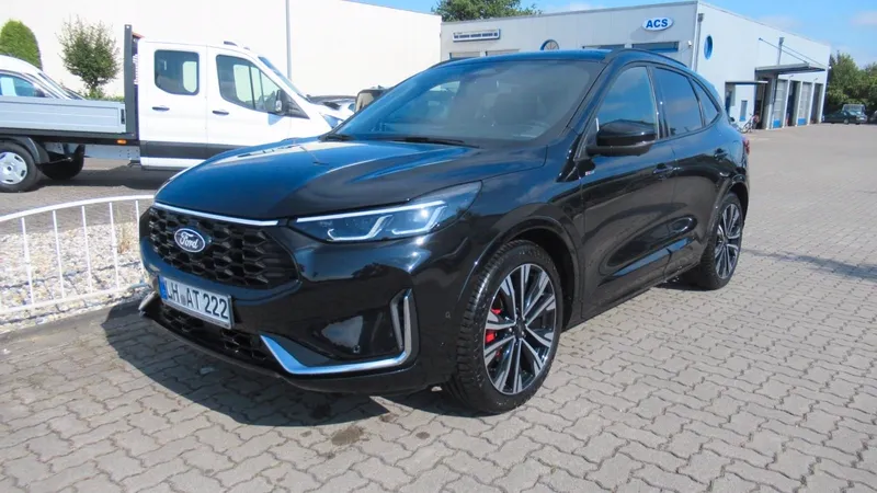 Ford Kuga ST-Line X, Vorführfahrzeug